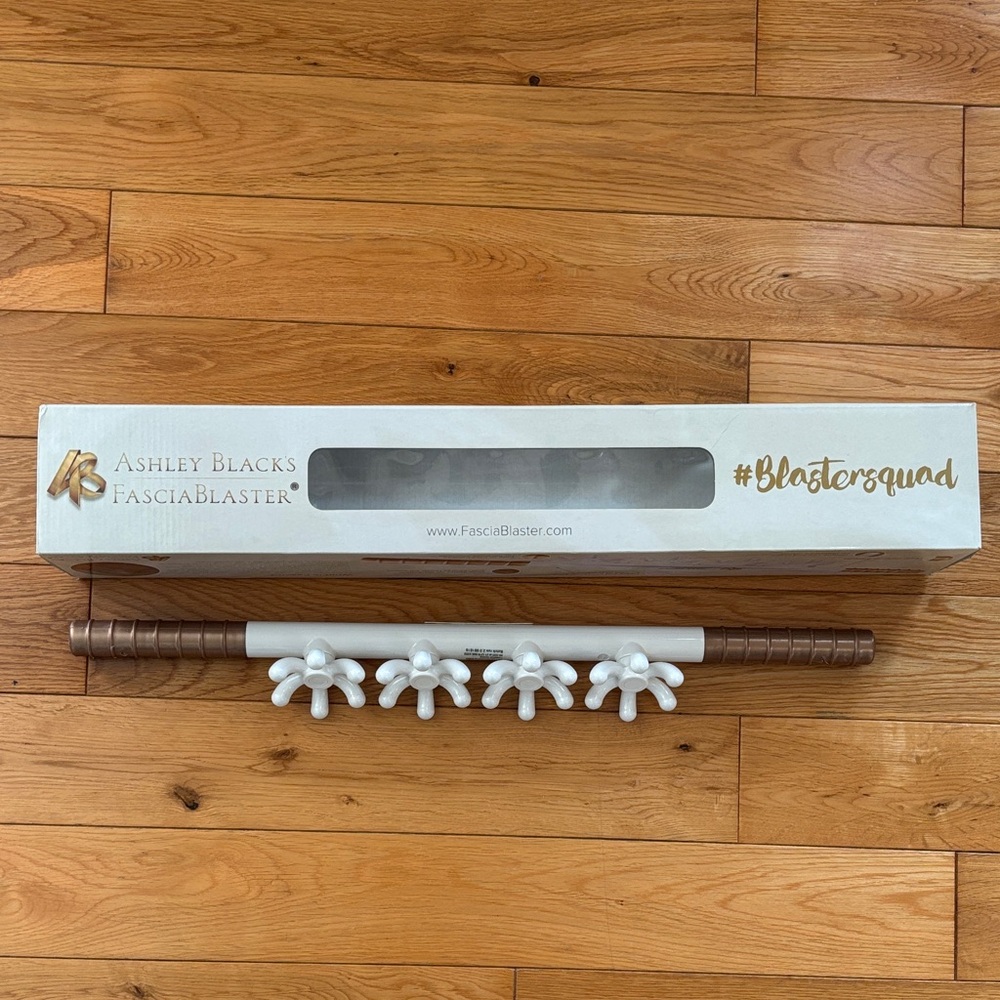 NWT FasciaBlaster Myofascial Massage Stick